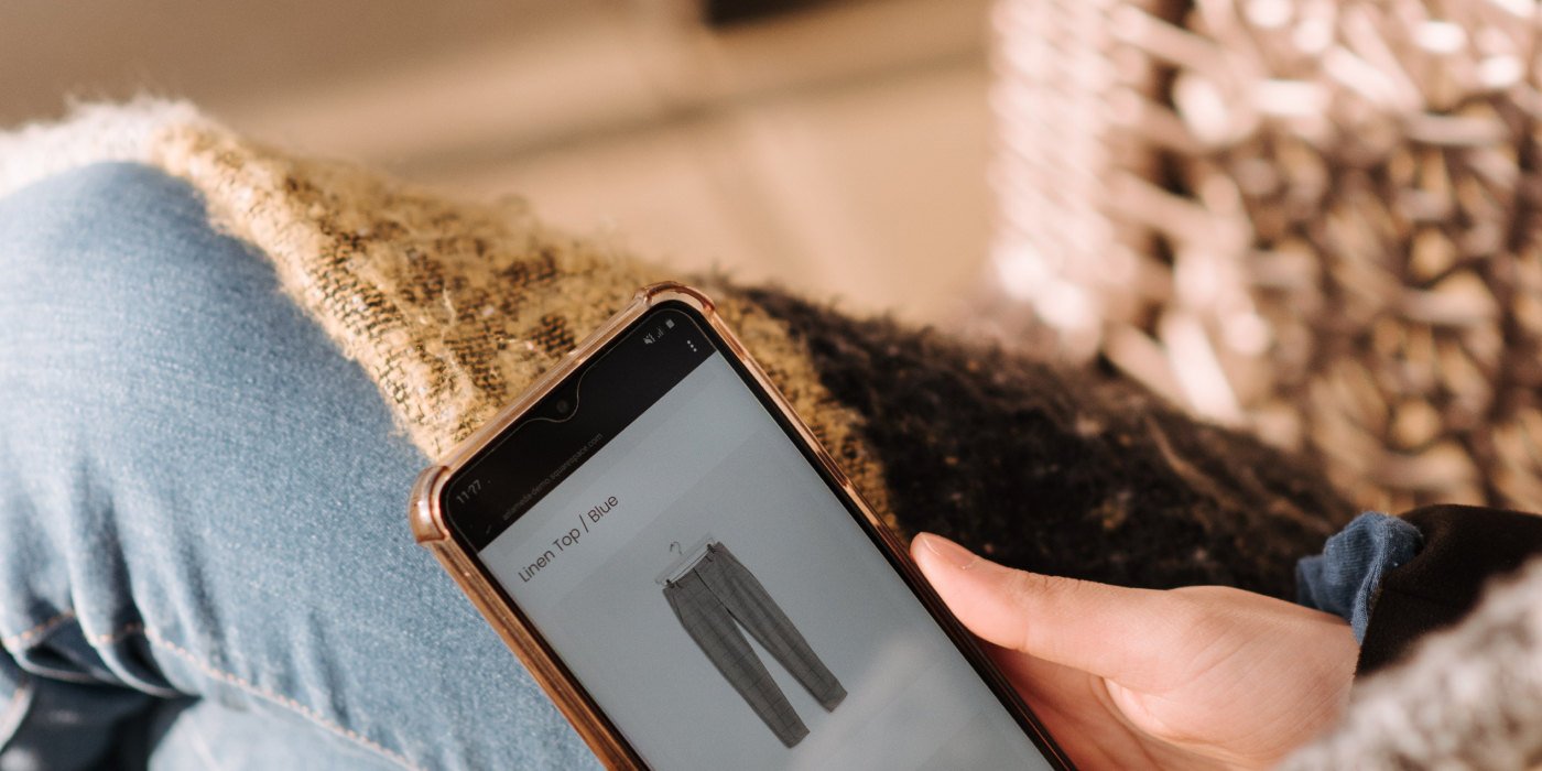 how mobile commerce is changing the holiday shopping landscape