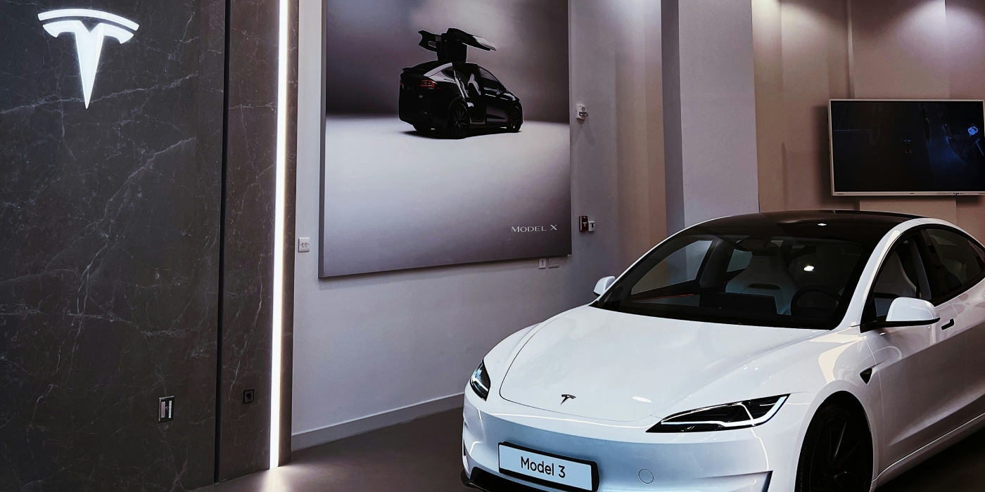 how electric vehicle adoption is reshaping the automotive market