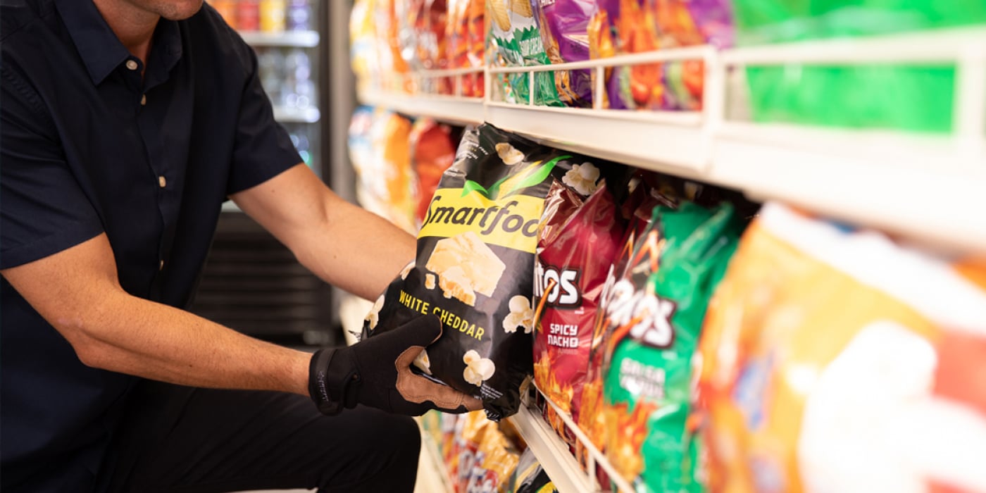 how retail tech is enhancing cpg sales